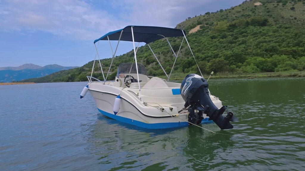 Boat Hire Ksamil 30 HP Butrint