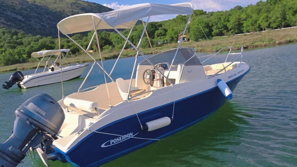 Speedboat for Rent in Ksamil 70 HP