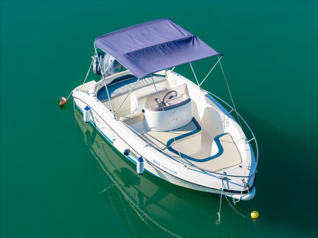 Premium boat hire in Ksamil Albania with Yamaha 40 HP engine