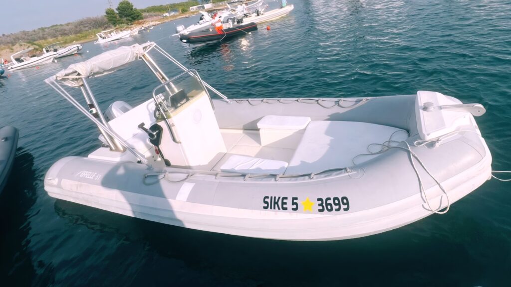 Vlora Boat Rental in Albania - Sike 5