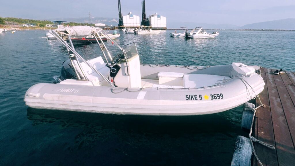 Vlora Boat Rental to Albania - Sike 5